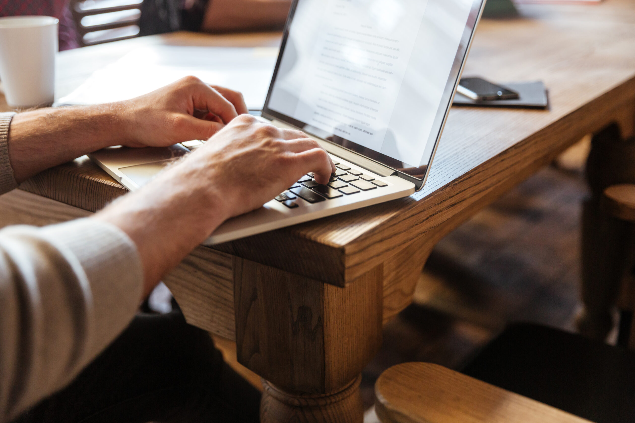 Automação de workflows internos com Zendesk em Portugal: aumentar eficiência e reduzir falhas operacionais