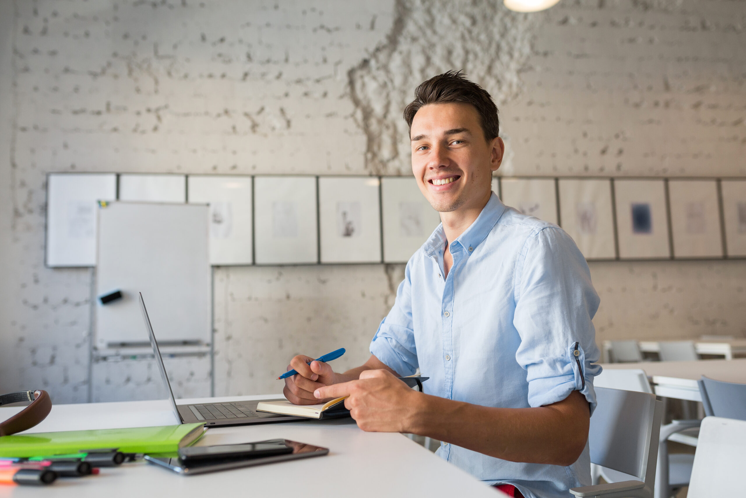 Intelligent automation in a ticketing tool to reduce resolution times and increase user satisfaction